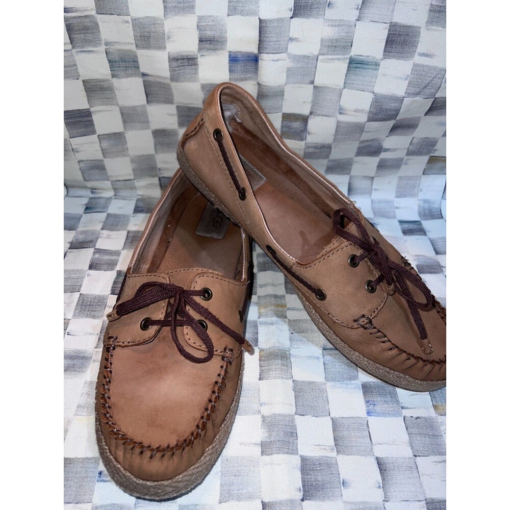UGG Tylin Boat Shoe Moccasin Slip-On Women's Size 10 Chestnut Nubuck Loafer